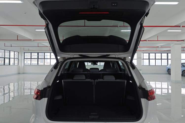 Used Audi Q5 e-tron 2023 40 e-tron Starry Edition Mecha Kit Trunk