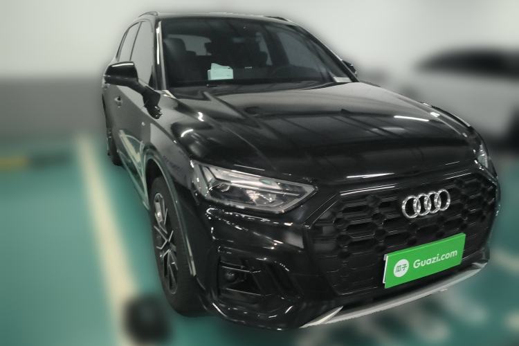 Used Audi Q5L 2024 45 TFSI Luxury Dynamic Model Front Right 45 Deg