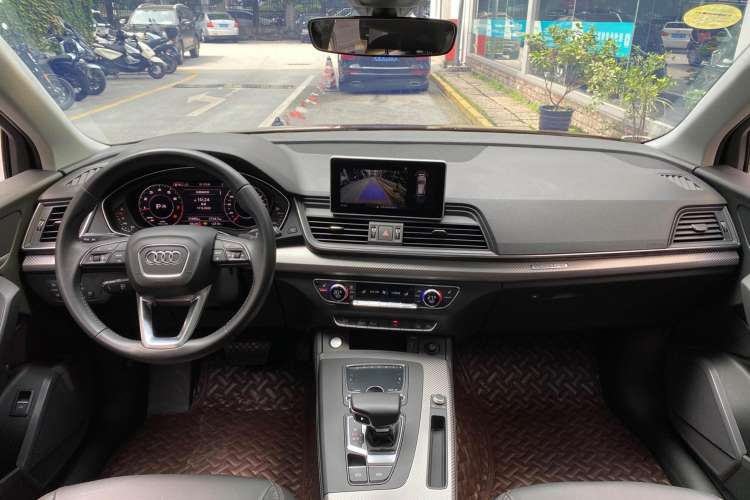 Used Audi Q5L 2018 45 TFSI Prestige Fashion Edition China V Emission Standard Interior 2
