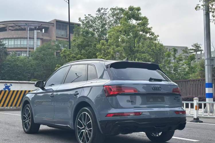 Used Audi Q5L 2022 40T RS Package Performance Model Exterior 3