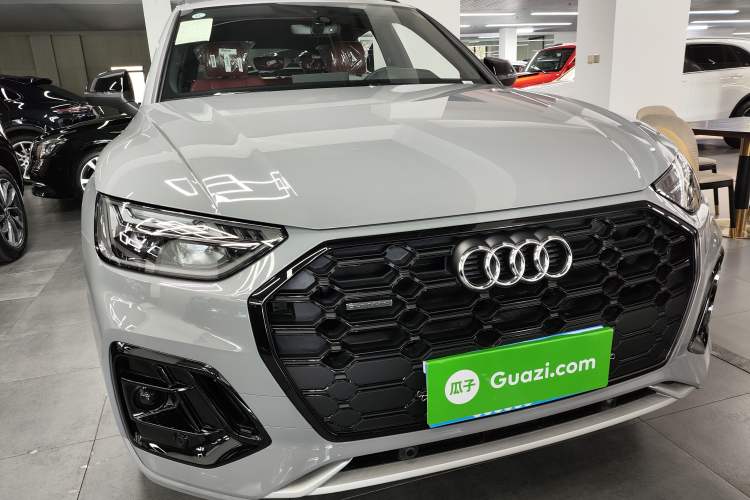 Used Audi Q5L 2025 quattro 45th Anniversary Edition 40 TFSI Luxury Dynamic Model Exterior 6