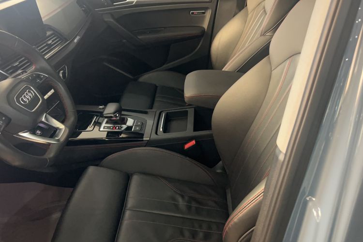 Used Audi Q5L 2022 40T RS Package Performance Model Left Front Seat