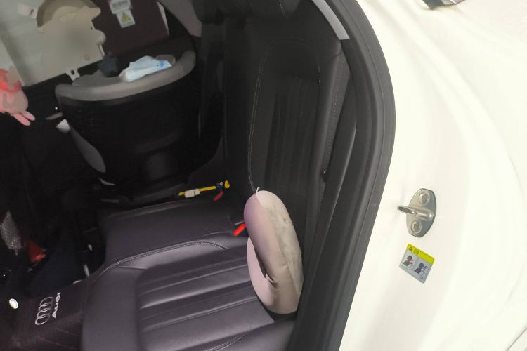 Used Audi Q5L 2020 Updated 40 TFSI Prestige Fashion Edition Left Rear Seat