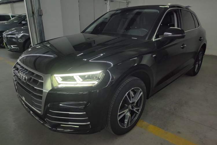 Used Audi Q5L 2018 40 TFSI Prestige Fashion Edition China V Guazi used car, China used car export, Used car for sale, Used cars, Cheapest cars for sale