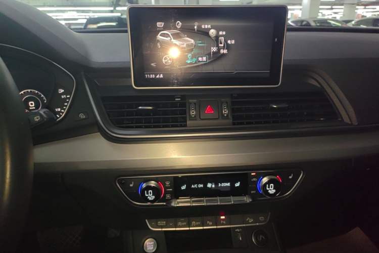 Used Audi Q5L 2018 40 TFSI Prestige Fashion Edition China V Audio And AC Panel
