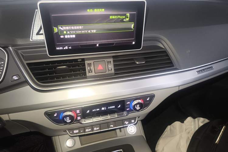 Used Audi Q5L 2018 40 TFSI Prestige Fashion Edition China VI Audio And AC Panel