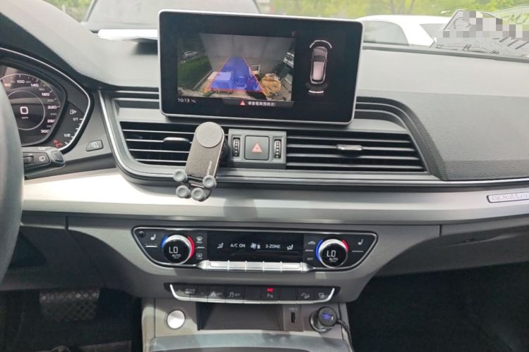 Used Audi Q5L 2018 40 TFSI Prestige Fashion Edition China VI Audio And AC Panel