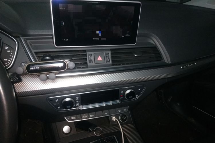 Used Audi Q5L 2018 45 TFSI Prestige Sport China V Audio And AC Panel