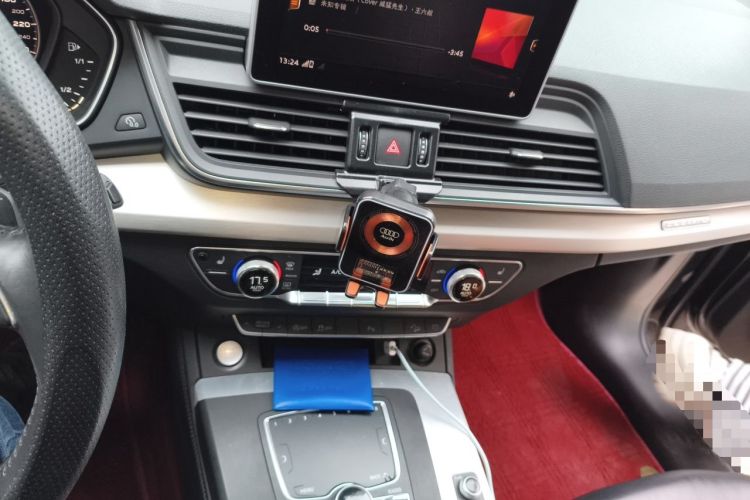 Used Audi Q5L 2018 40 TFSI Prestige Fashion Edition China VI Audio And AC Panel