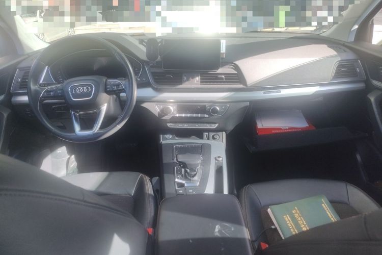 Used Audi Q5L 2018 40 TFSI Prestige Fashion Edition China V Center Console