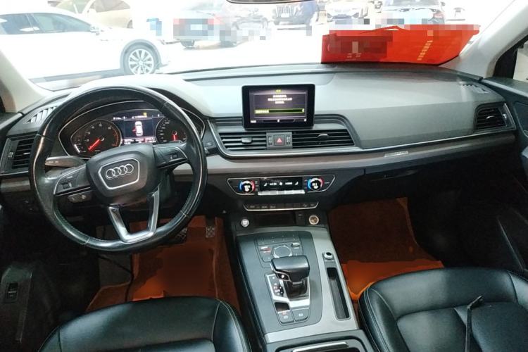 Used Audi Q5L 2018 40 TFSI Prestige Edition China V Center Console