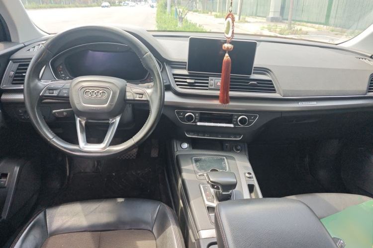 Used Audi Q5L 2018 45 TFSI Prestige Fashion Edition China VI Emission Standard Center Console