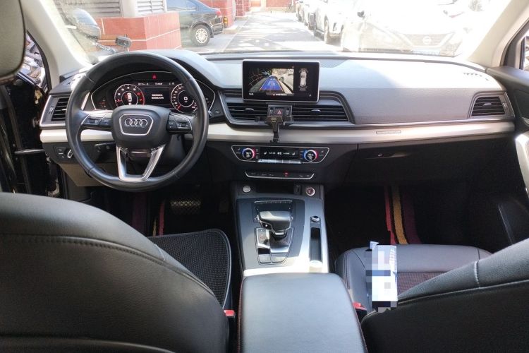 Used Audi Q5L 2018 40 TFSI Prestige Fashion Edition China V Center Console