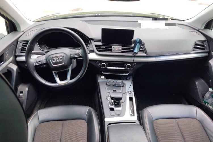 Used Audi Q5L 2018 40 TFSI Prestige Fashion Edition China V Center Console