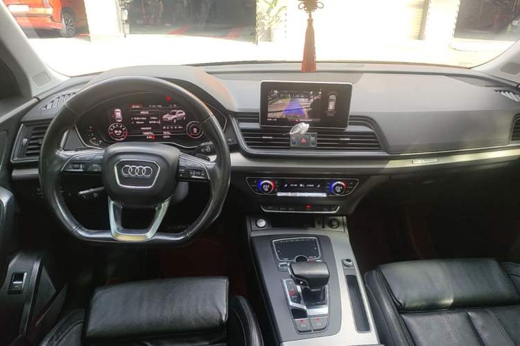 Used Audi Q5L 2018 45 TFSI Prestige Sport China V Center Console