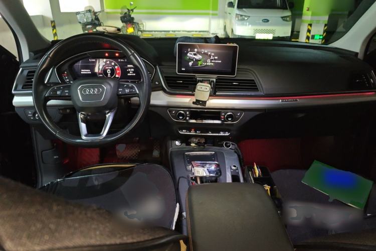 Used Audi Q5L 2018 40 TFSI Prestige Fashion Edition China V Center Console