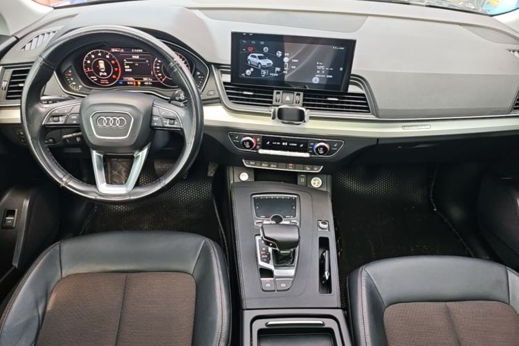 Used Audi Q5L 2018 40 TFSI Prestige Fashion Edition China V Center Console