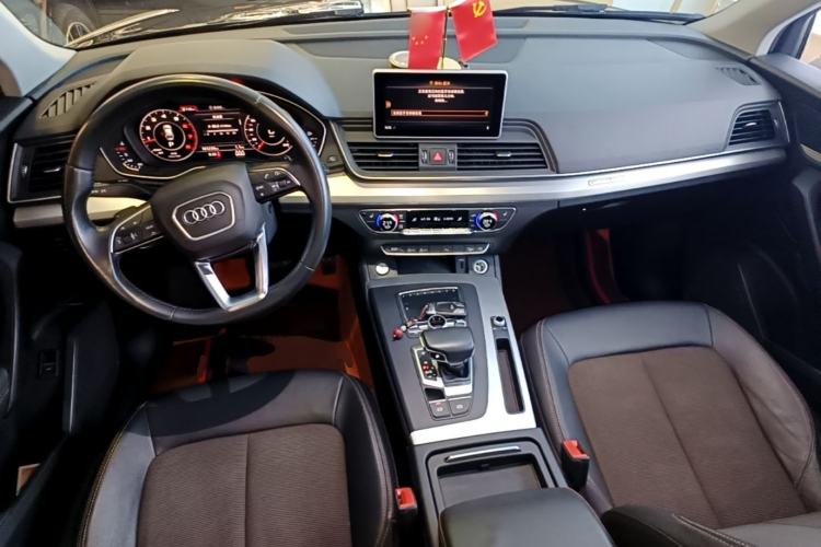 Used Audi Q5L 2018 40 TFSI Prestige Fashion Edition China V Center Console