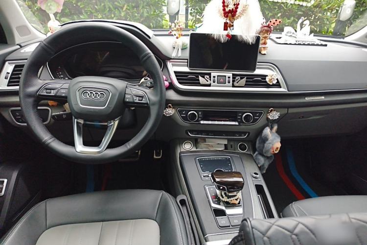 Used Audi Q5L 2018 45 TFSI Prestige Elegant Version China V Center Console