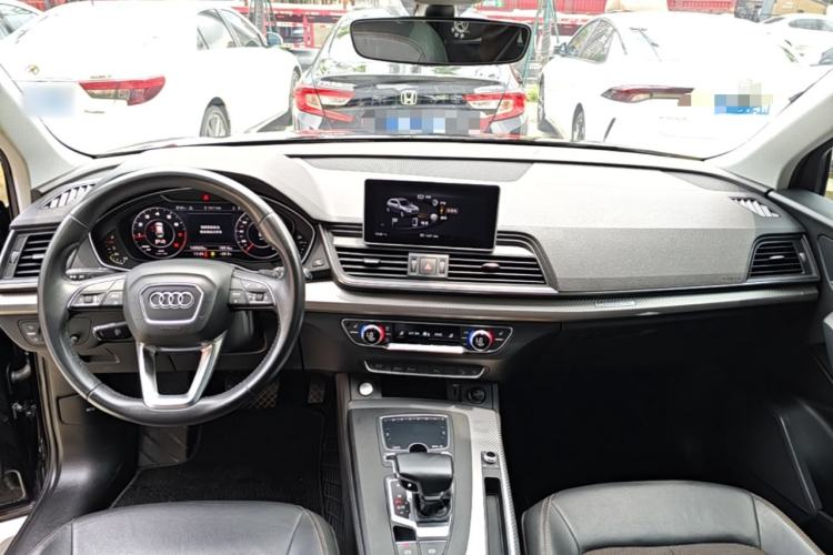 Used Audi Q5L 2018 45 TFSI Prestige Fashion Edition China VI Emission Standard Center Console