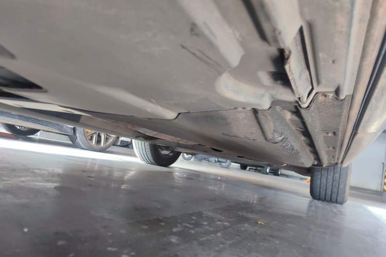 Used Audi Q5L 2018 40 TFSI Prestige Fashion Edition China VI Chassis Rear Right