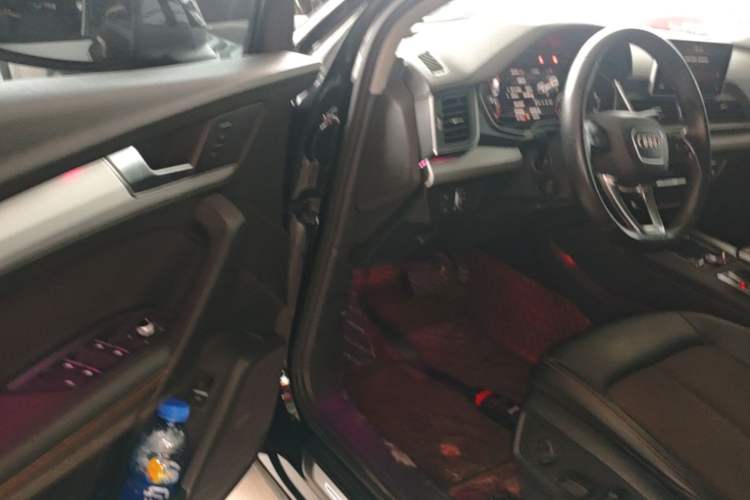 Used Audi Q5L 2018 40 TFSI Prestige Fashion Edition China VI Driver Seat