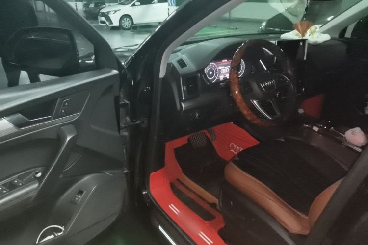 Used Audi Q5L 2018 45 TFSI Prestige Fashion Edition China VI Emission Standard Driver Seat