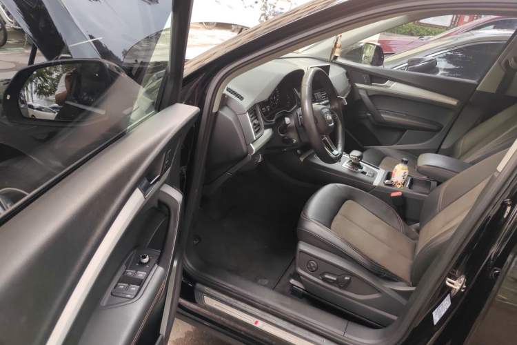 Used Audi Q5L 2018 40 TFSI Prestige Fashion Edition China V Driver Seat