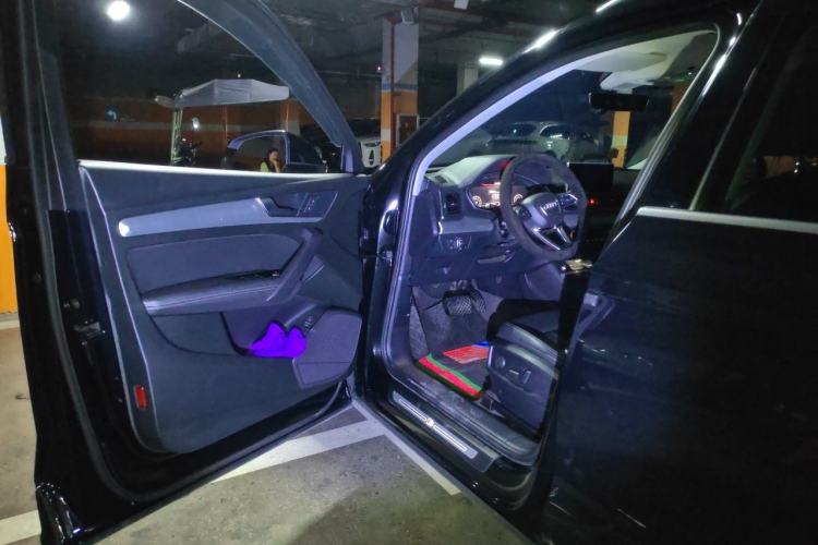 Used Audi Q5L 2018 40 TFSI Prestige Fashion Edition China VI Driver Seat