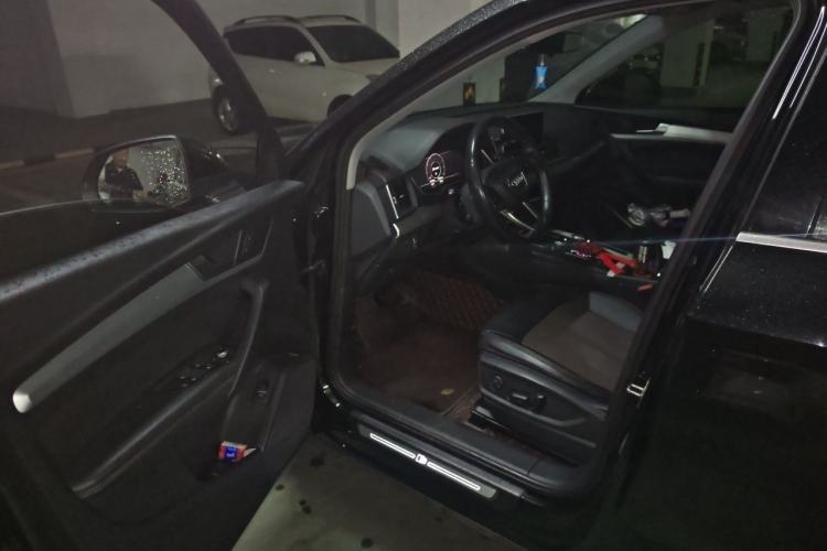 Used Audi Q5L 2018 40 TFSI Prestige Fashion Edition China VI Driver Seat