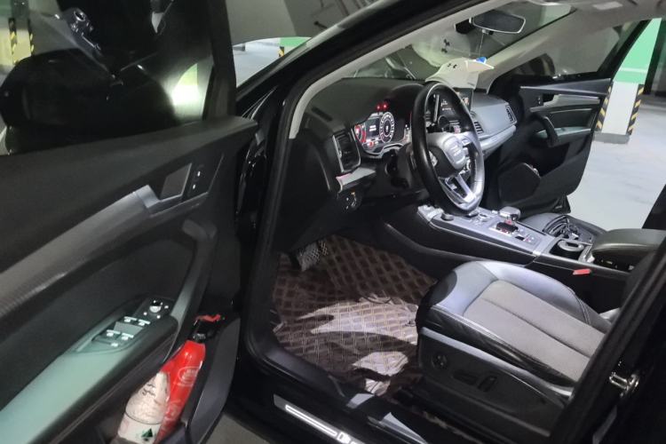 Used Audi Q5L 2018 45 TFSI Prestige Fashion Edition China VI Emission Standard Driver Seat