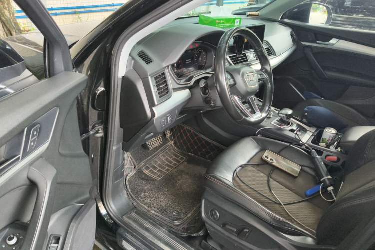 Used Audi Q5L 2018 40 TFSI Prestige Fashion Edition China VI Driver Seat