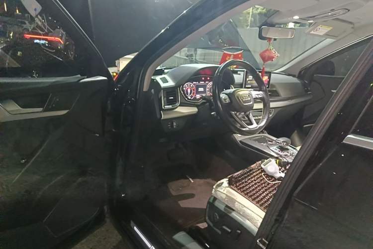 Used Audi Q5L 2018 40 TFSI Prestige Fashion Edition China V Driver Seat