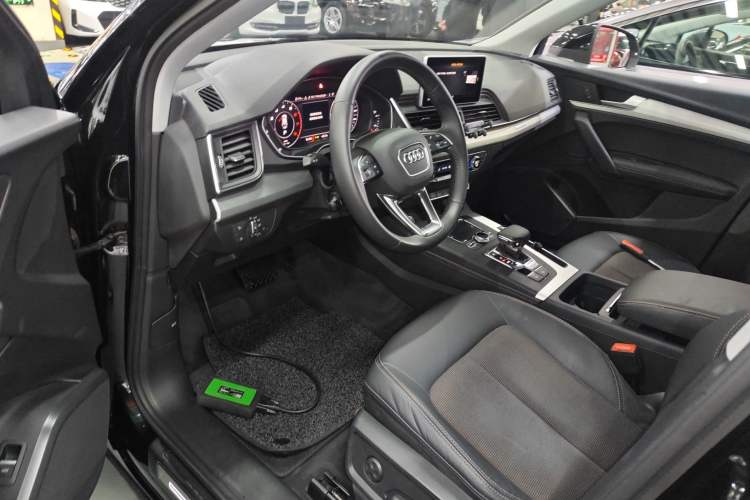 Used Audi Q5L 2018 40 TFSI Prestige Fashion Edition China VI Driver Seat
