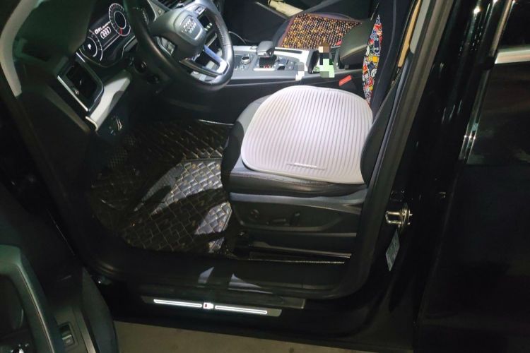 Used Audi Q5L 2018 40 TFSI Prestige Fashion Edition China VI Driver Seat