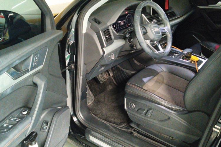 Used Audi Q5L 2018 40 TFSI Prestige Fashion Edition China V Driver Seat