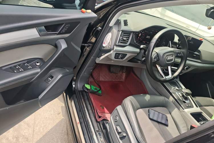 Used Audi Q5L 2018 40 TFSI Prestige Fashion Edition China VI Driver Seat