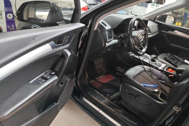 Used Audi Q5L 2018 40 TFSI Prestige Fashion Edition China V Driver Seat