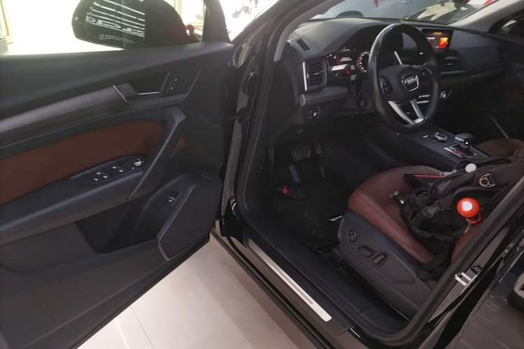 Used Audi Q5L 2018 40 TFSI Prestige Edition China V Driver Seat