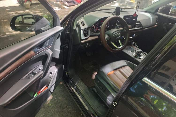 Used Audi Q5L 2018 45 TFSI Prestige Elegant Edition China VI Driver Seat