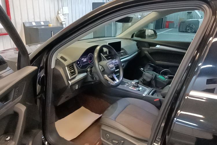 Used Audi Q5L 2018 45 TFSI Prestige Fashion Edition China V Emission Standard Driver Seat