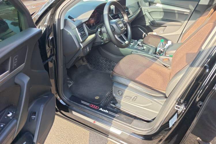Used Audi Q5L 2018 45 TFSI Prestige Fashion Edition China VI Emission Standard Driver Seat
