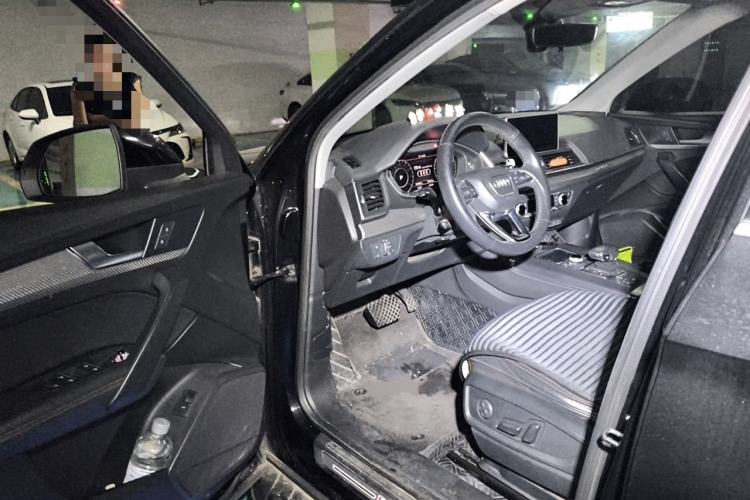 Used Audi Q5L 2018 45 TFSI Prestige Fashion Edition China V Emission Standard Driver Seat