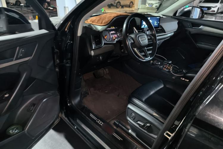 Used Audi Q5L 2018 40 TFSI Prestige Edition China V Driver Seat