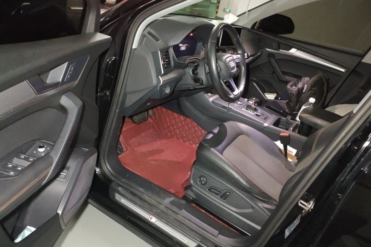 Used Audi Q5L 2018 45 TFSI Prestige Fashion Edition China VI Emission Standard Driver Seat