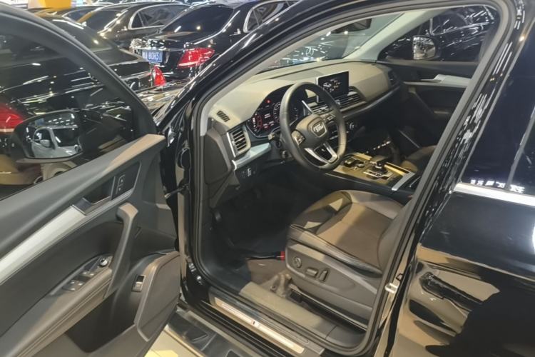 Used Audi Q5L 2018 40 TFSI Prestige Fashion Edition China V Driver Seat