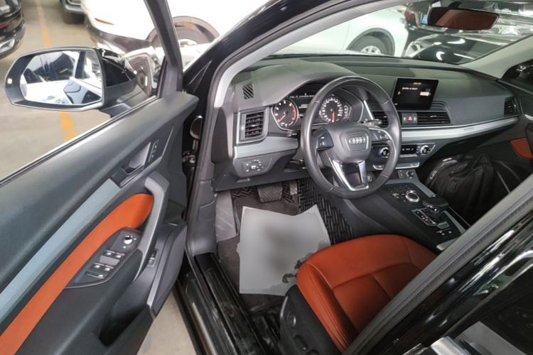 Used Audi Q5L 2018 40 TFSI Prestige Edition China V Driver Seat