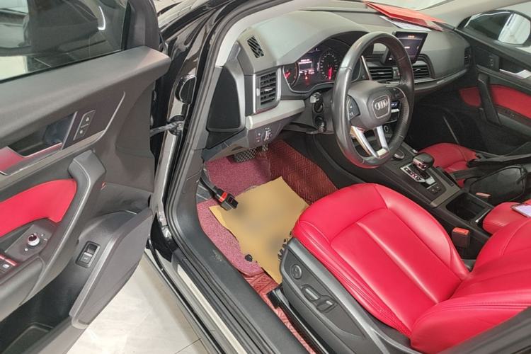 Used Audi Q5L 2018 40 TFSI Prestige Edition China V Driver Seat