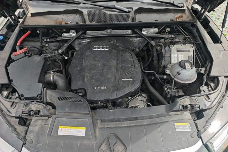 Used Audi Q5L 2018 40 TFSI Prestige Fashion Edition China VI Engine Bay