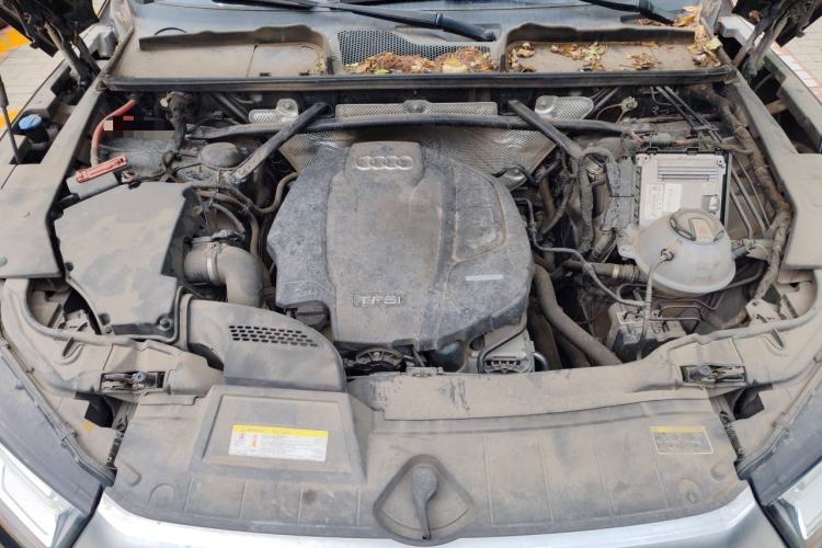 Used Audi Q5L 2018 40 TFSI Prestige Fashion Edition China V Engine Bay